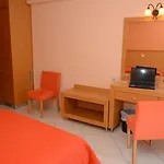 Evia & Ξενοδοχείο