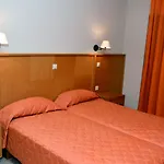 Otel Evia & 3*