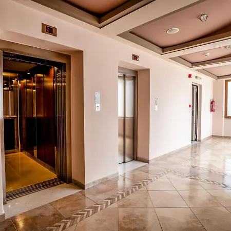 Hotel Evia &