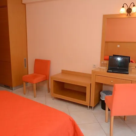 Evia & Ξενοδοχείο