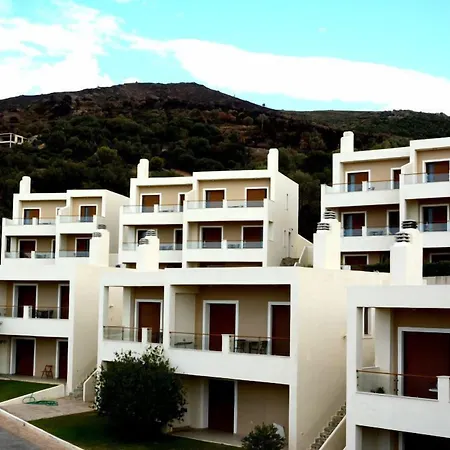 Evia & Ξενοδοχείο 3*