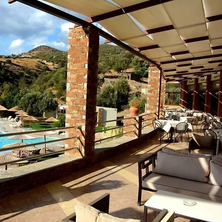 Evia & Ξενοδοχείο